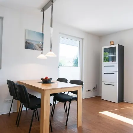 Ferienwohnung Strandlaeufer Im Haus Strandnixe * Kellenhusen
